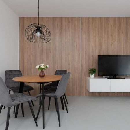 Nowe Bemowo Apartment By Renters Варшава Екстер'єр фото